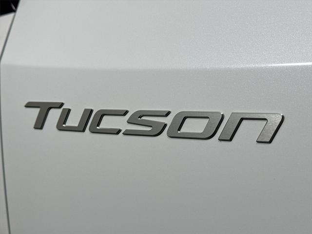 new 2025 Hyundai Tucson Hybrid car, priced at $37,525