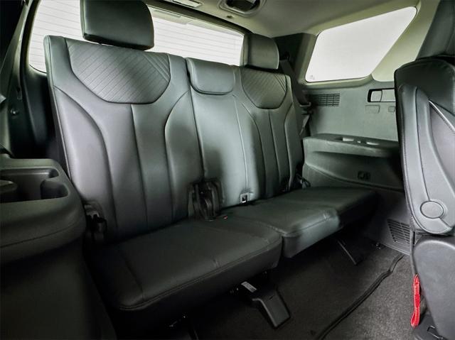 new 2025 Hyundai Palisade car, priced at $42,126