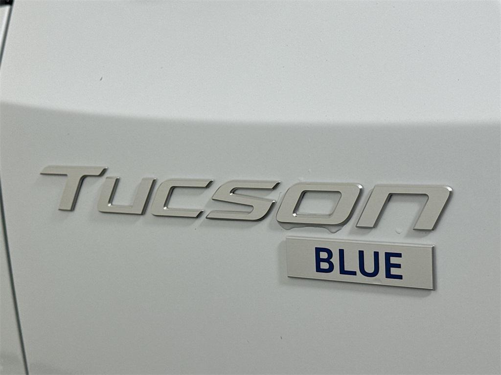new 2025 Hyundai TUCSON Hybrid car, priced at $34,220