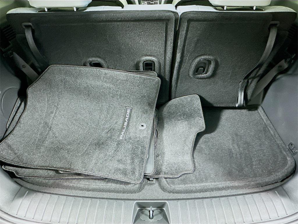 used 2025 Hyundai Palisade car, priced at $37,648