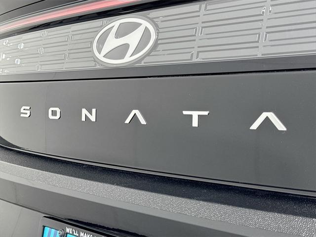 new 2025 Hyundai Sonata Hybrid car, priced at $38,154