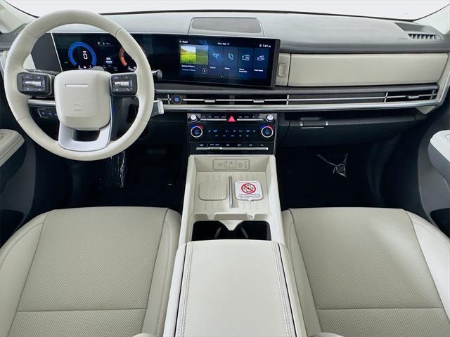 new 2025 Hyundai Santa Fe car, priced at $41,079