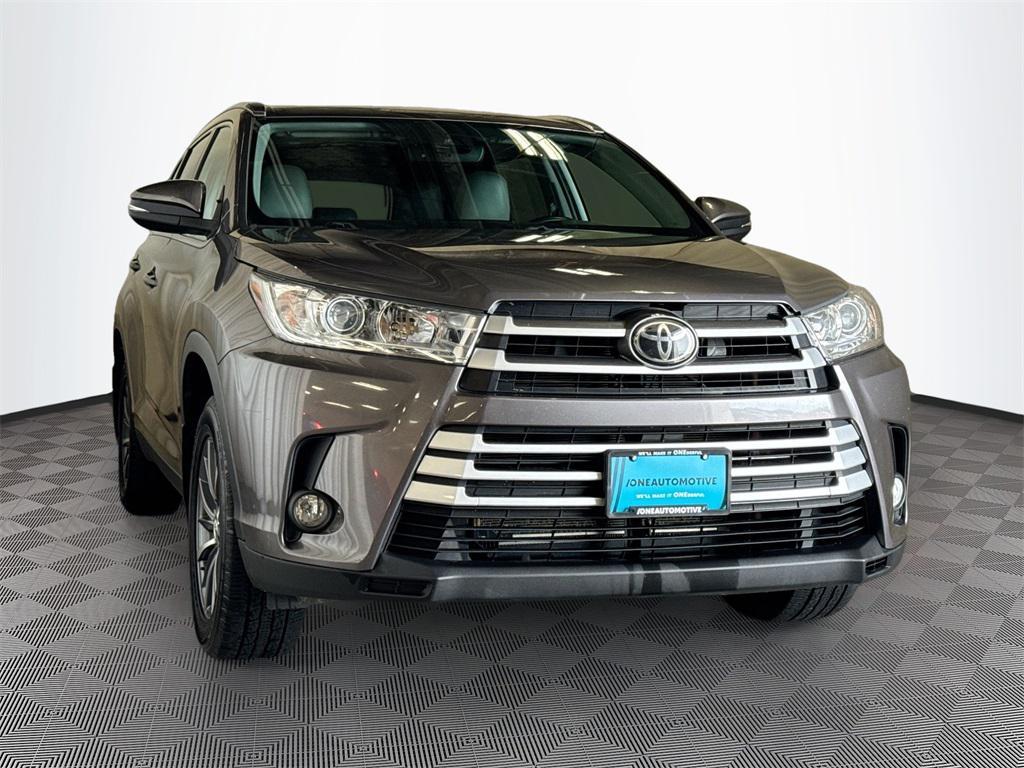 used 2019 Toyota Highlander car, priced at $22,997