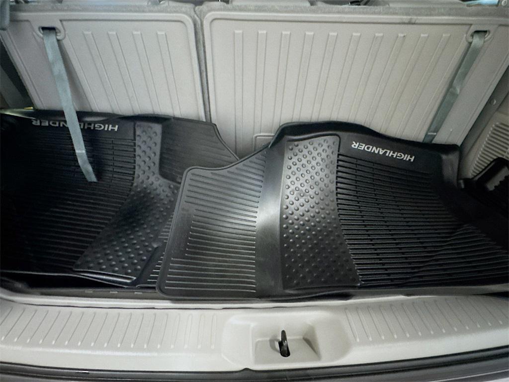 used 2019 Toyota Highlander car, priced at $22,997