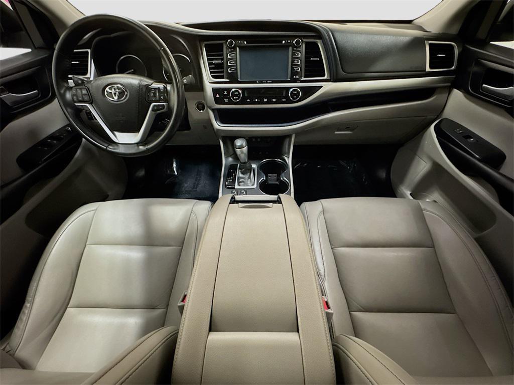 used 2019 Toyota Highlander car, priced at $22,997