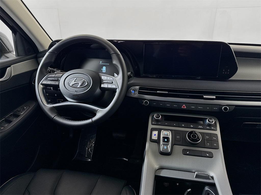 used 2025 Hyundai Palisade car, priced at $41,497