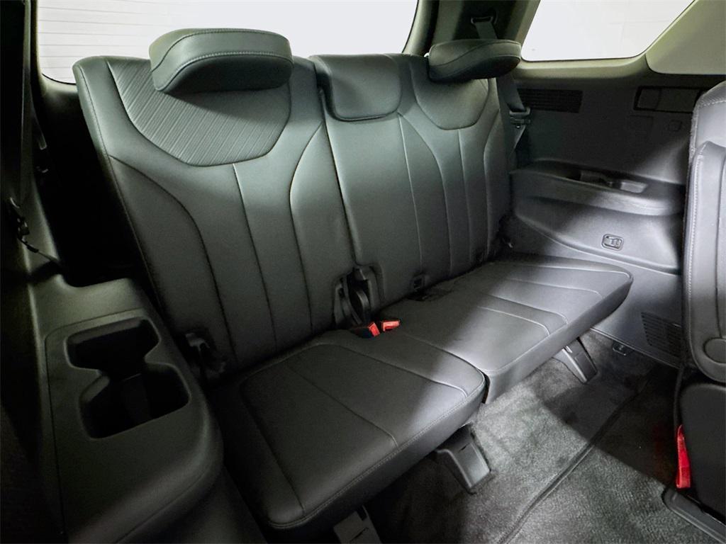 used 2025 Hyundai Palisade car, priced at $41,497