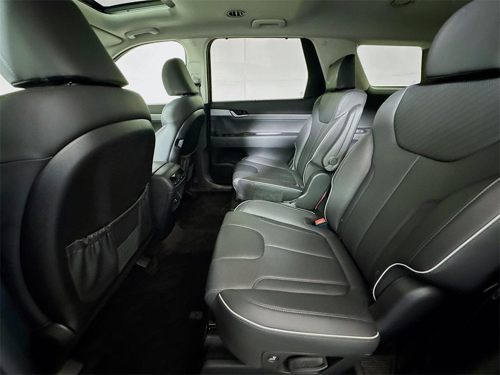 used 2025 Hyundai Palisade car, priced at $41,497