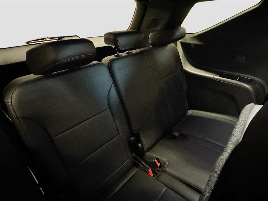 used 2025 Chevrolet Traverse car, priced at $47,997