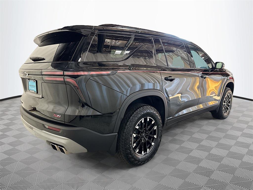 used 2025 Chevrolet Traverse car, priced at $47,997