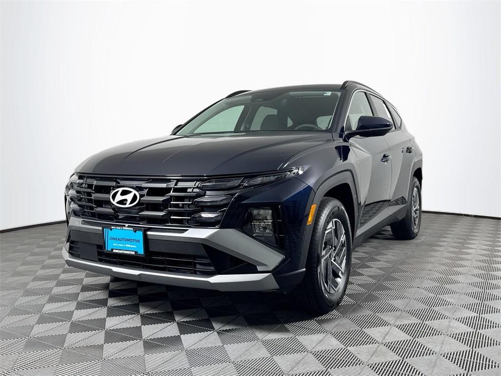 new 2025 Hyundai TUCSON Hybrid car, priced at $34,590
