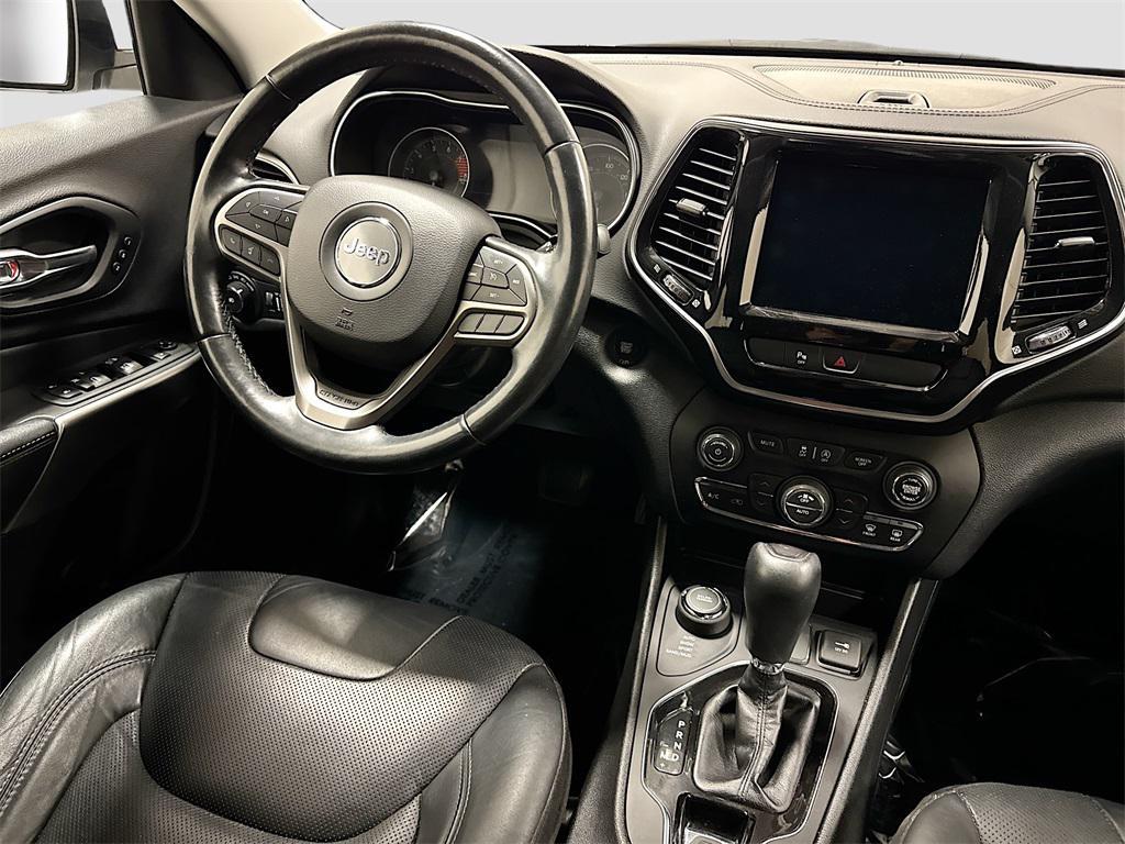 used 2020 Jeep Cherokee car, priced at $20,581