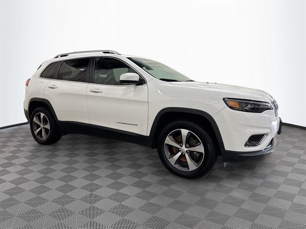 used 2020 Jeep Cherokee car, priced at $20,581