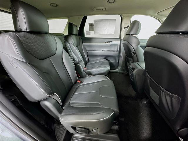 new 2025 Hyundai Palisade car, priced at $41,914