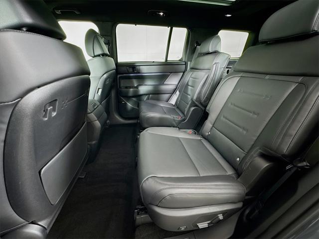 new 2025 Hyundai Santa Fe car, priced at $48,542