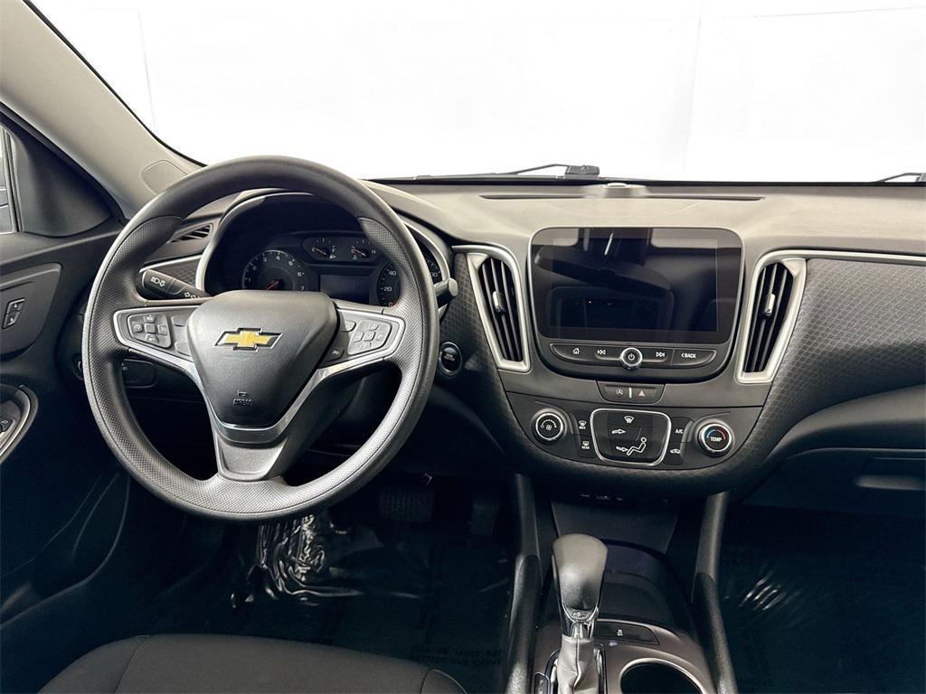 used 2022 Chevrolet Malibu car, priced at $18,999