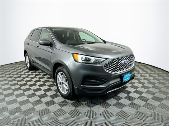 used 2024 Ford Edge car, priced at $31,422