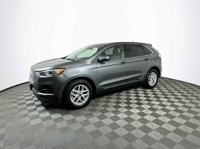 used 2024 Ford Edge car, priced at $31,422