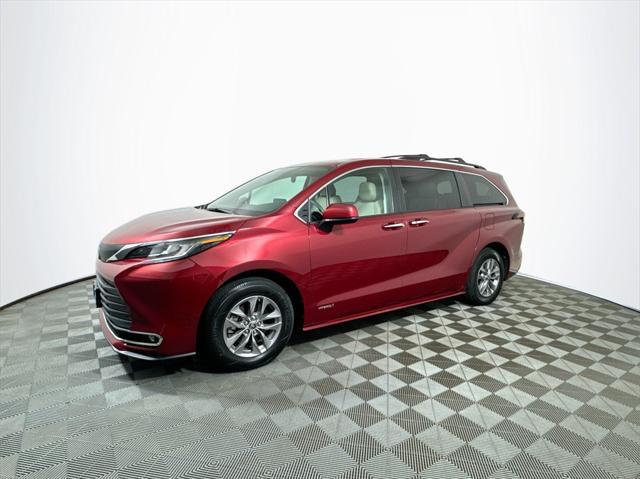 used 2021 Toyota Sienna car, priced at $35,497