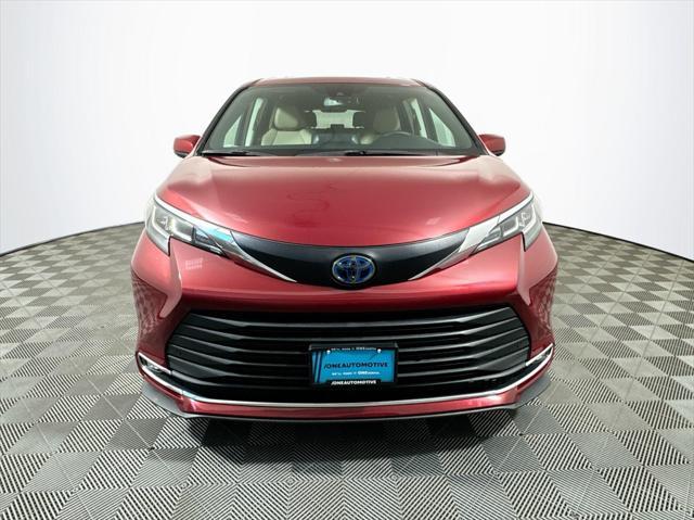 used 2021 Toyota Sienna car, priced at $35,497