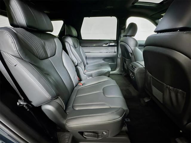 used 2025 Hyundai Palisade car, priced at $50,492