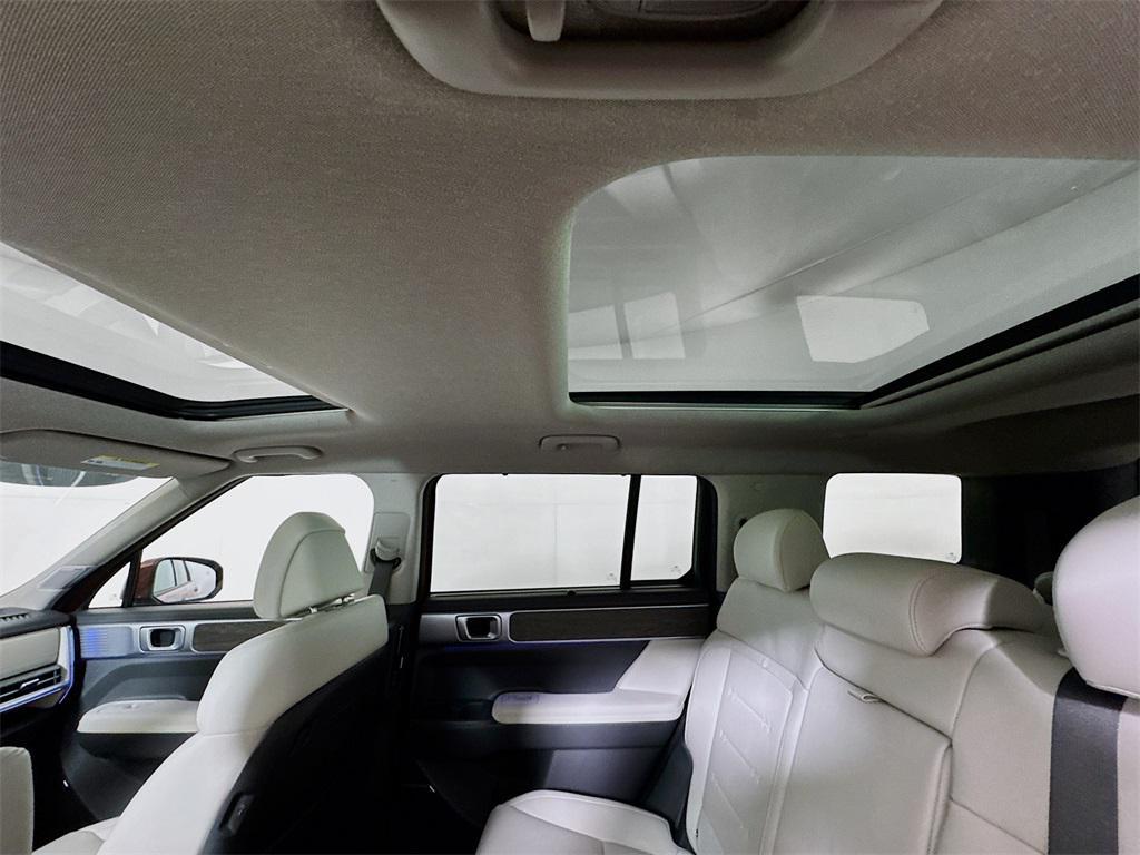 used 2024 Hyundai Santa Fe car, priced at $37,992