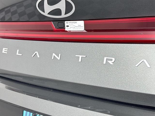 new 2025 Hyundai Elantra car, priced at $27,914