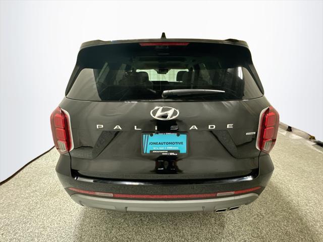 used 2024 Hyundai Palisade car, priced at $45,992