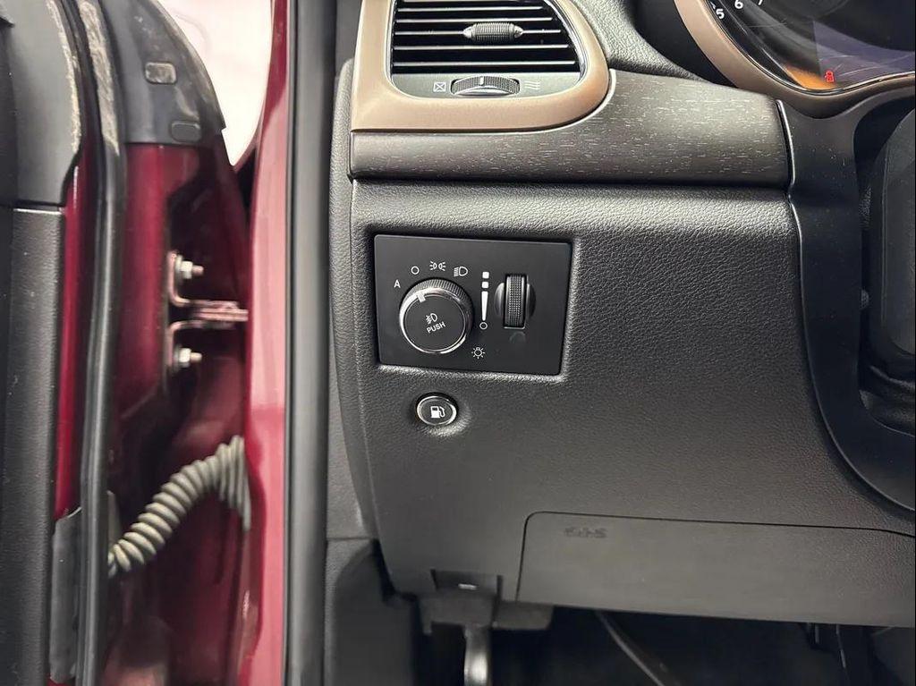 used 2017 Jeep Grand Cherokee car, priced at $16,666