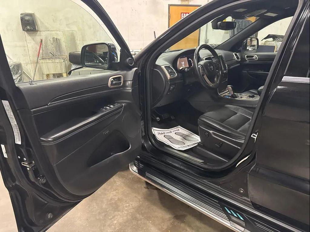 used 2017 Jeep Grand Cherokee car, priced at $14,950