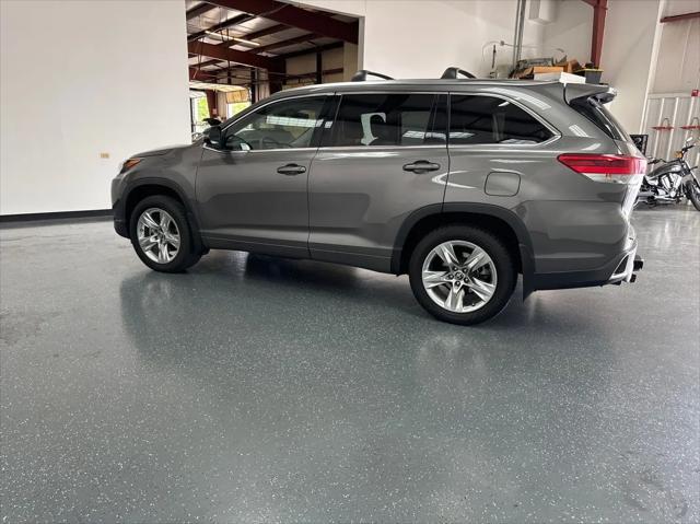 used 2018 Toyota Highlander car, priced at $23,950