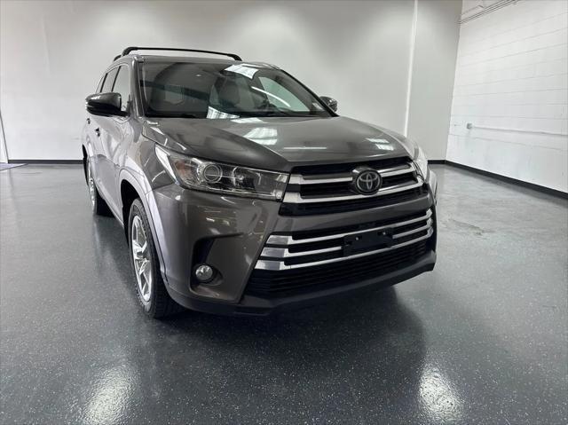 used 2018 Toyota Highlander car, priced at $23,950