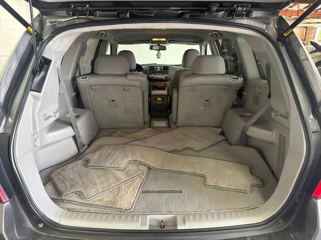 used 2008 Toyota Highlander car, priced at $8,988