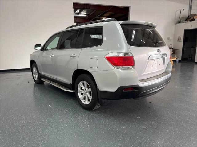 used 2013 Toyota Highlander car, priced at $14,775