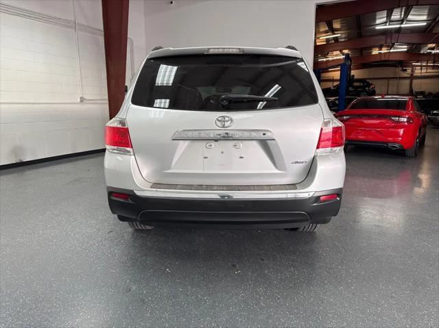 used 2013 Toyota Highlander car, priced at $14,775