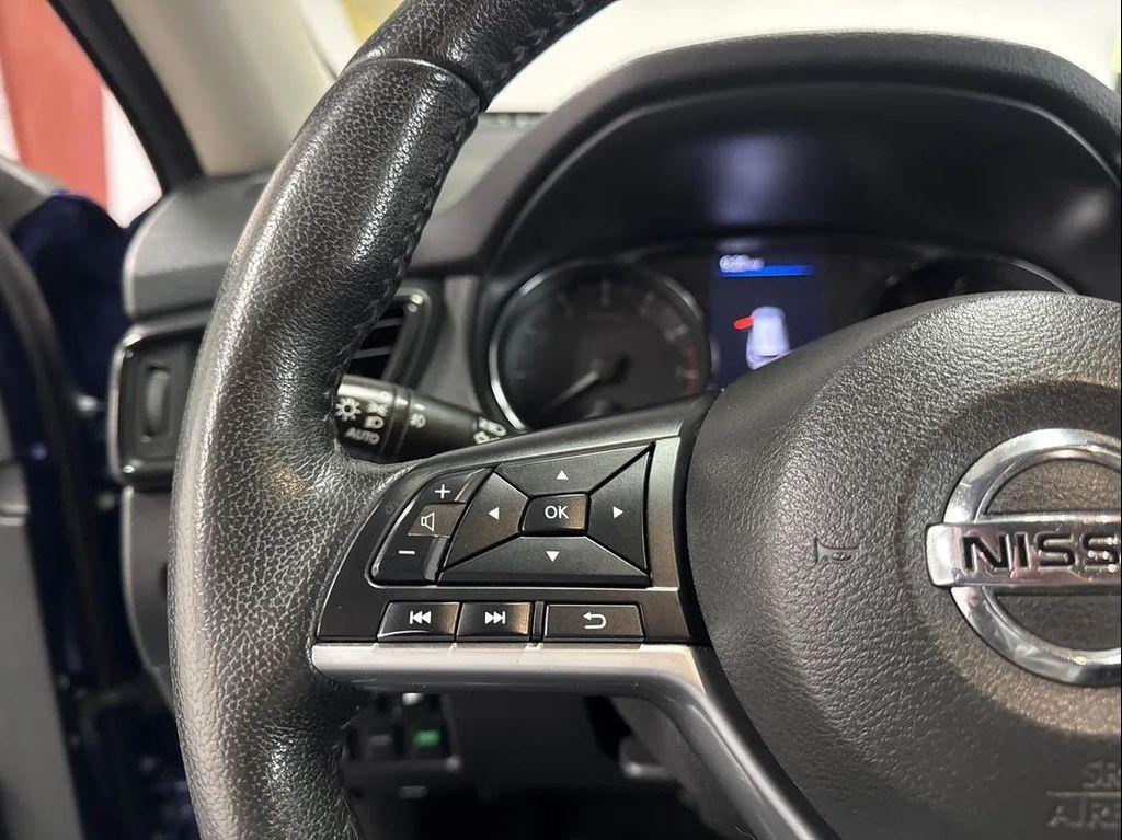 used 2019 Nissan Rogue car, priced at $17,881