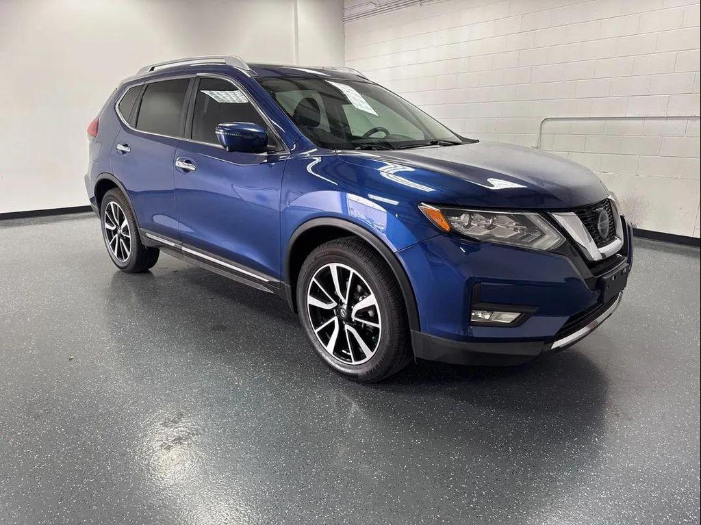 used 2019 Nissan Rogue car, priced at $17,881