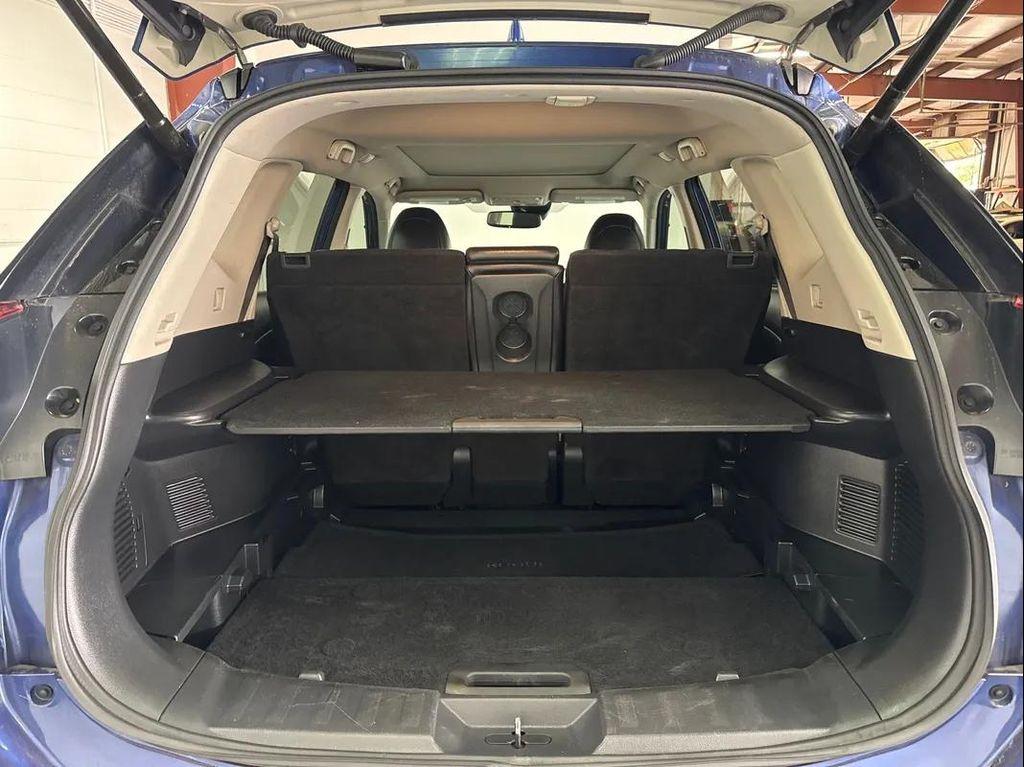 used 2019 Nissan Rogue car, priced at $17,881