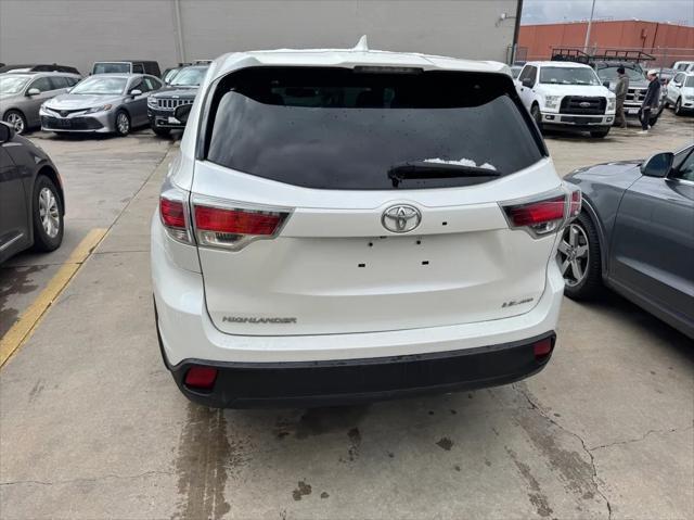 used 2015 Toyota Highlander car, priced at $13,988