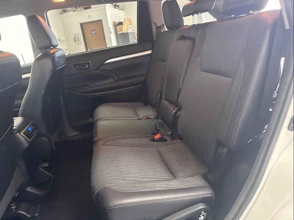 used 2015 Toyota Highlander car, priced at $13,988