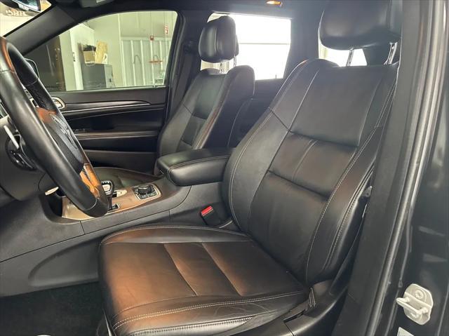 used 2015 Jeep Grand Cherokee car, priced at $15,950