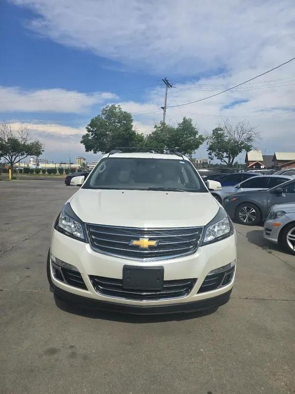 used 2014 Chevrolet Traverse car, priced at $9,680