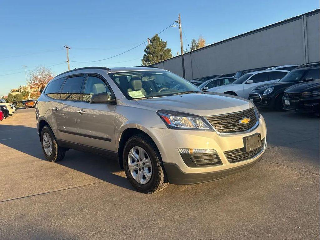 used 2017 Chevrolet Traverse car, priced at $11,950