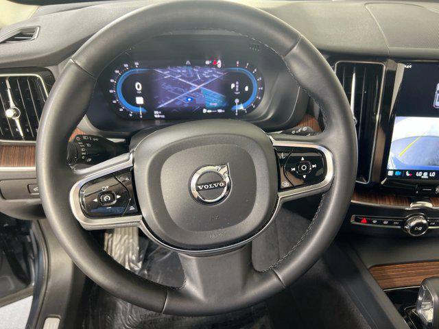 used 2024 Volvo XC60 car, priced at $37,943