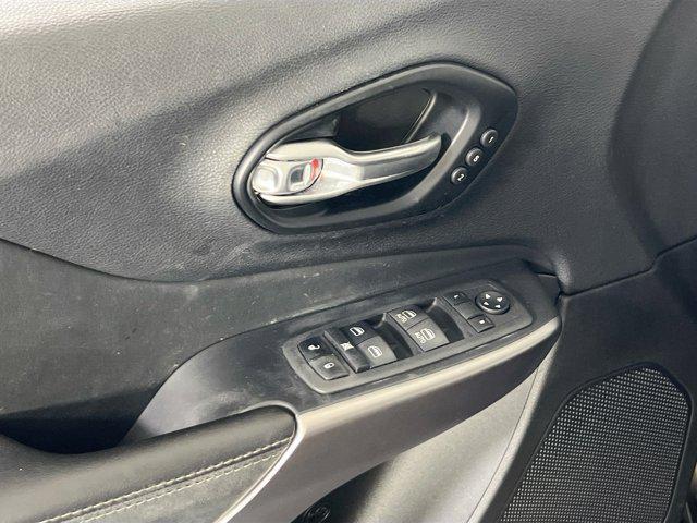 used 2022 Jeep Cherokee car, priced at $26,983