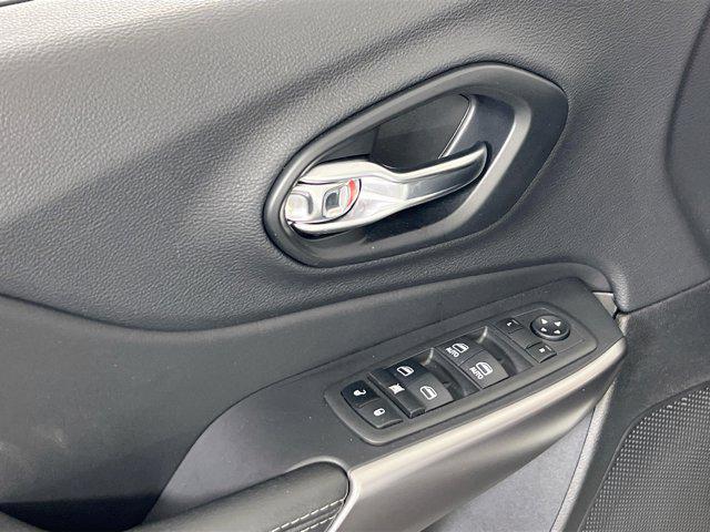 used 2022 Jeep Cherokee car, priced at $26,163