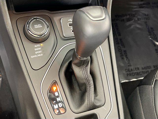 used 2022 Jeep Cherokee car, priced at $26,163