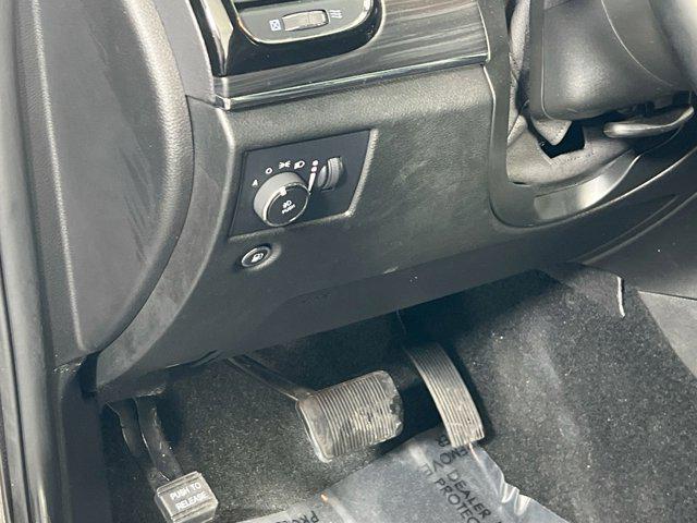 used 2021 Jeep Grand Cherokee car, priced at $30,231