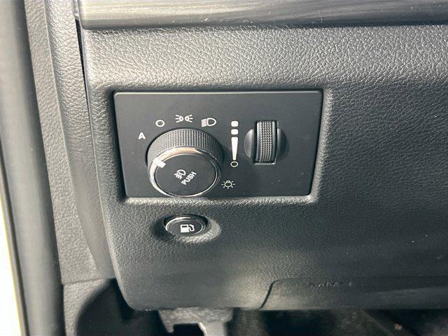 used 2022 Jeep Grand Cherokee car, priced at $31,815