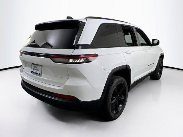 used 2022 Jeep Grand Cherokee car, priced at $34,491